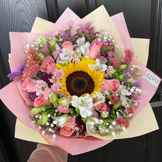 ANDY - Ramo con Girasol y 8 Rosas