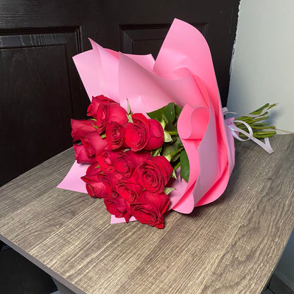 LORENA - Ramo Clásico de 15 Rosas