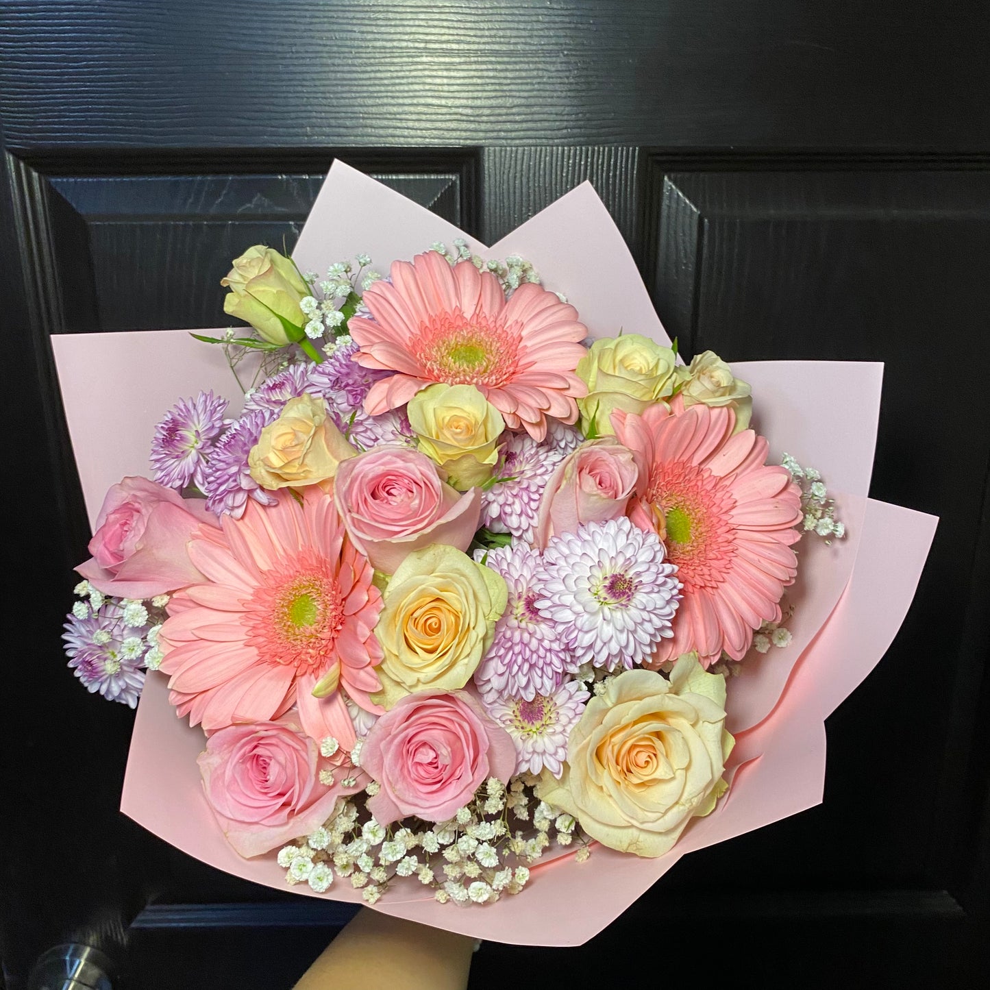 SARY - Ramo Mixto con Gerberas y Rosas