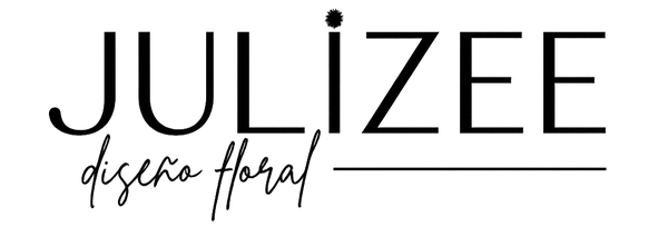 Logotipo Julizee diseño floral